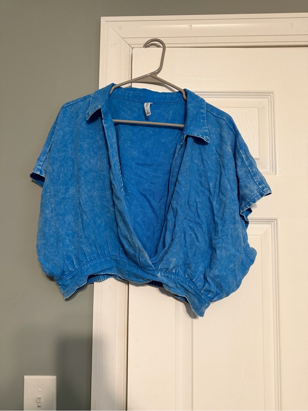 Blue linen Cropped Women's Top
